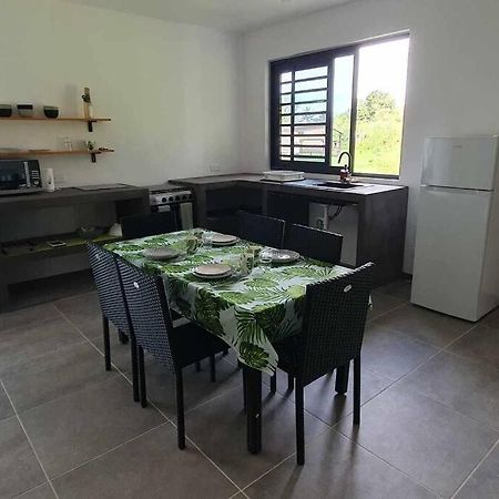 Villa Le Fare Ape Tarua à Taputapuapea Extérieur photo