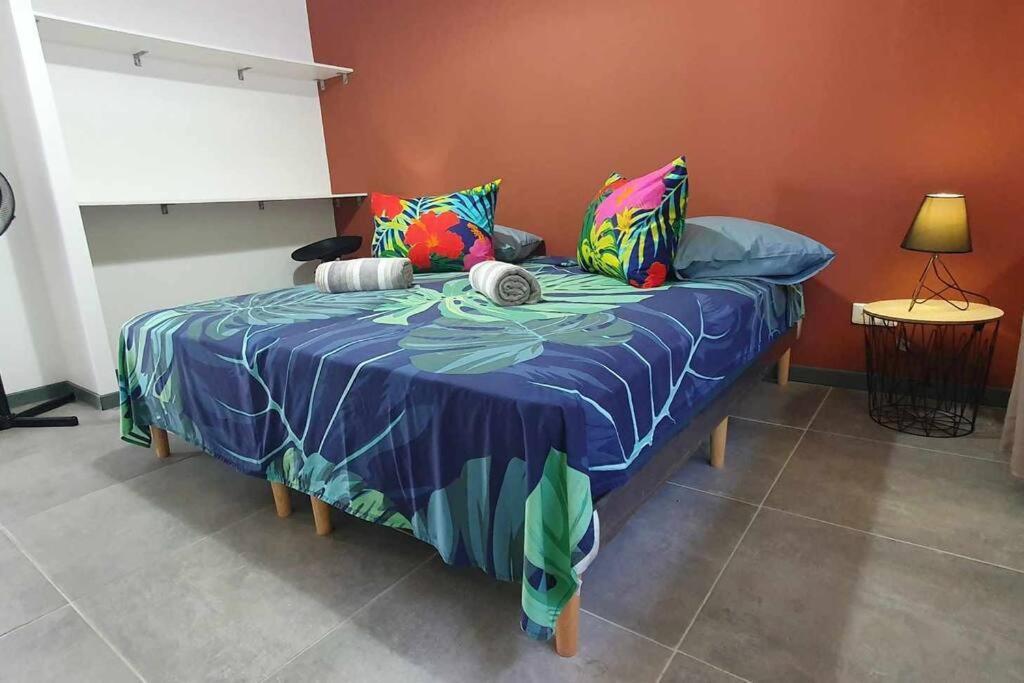 Villa Le Fare Ape Tarua à Taputapuapea Extérieur photo